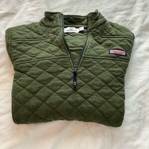 Vineyard Vines half-zip sweatshirt in green size small cotton/polyester quilted